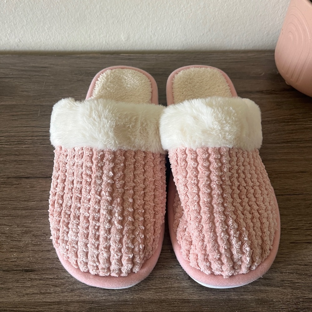 Pink Slippers - Picture 4 of 4